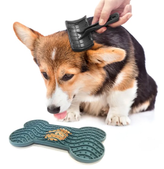 Flamingo Lick Pad Mata antystresowa M niebieska - obrazek 5